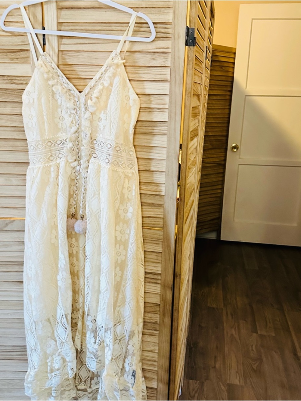 Cider Cream Lace Maxi Dress with Pom Tie NWT